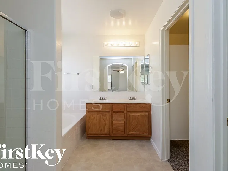 3688 W Santa Cruz Ave — Photo 10