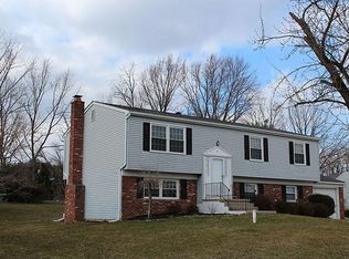6 Kings Ct, Bordentown, NJ 08505