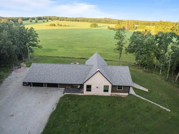 1650 Knob Lick Rd, Farmington, MO 63640