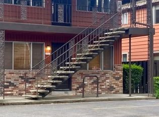 2022 NE Hancock St, Portland, OR 97212