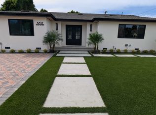 6657 Noble Ave, Van Nuys, CA 91405