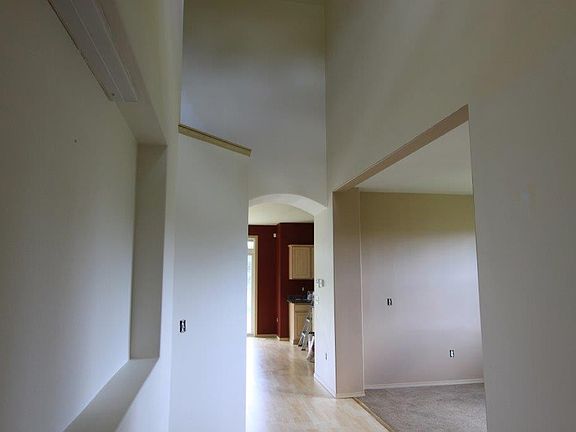 4th image of 21404 46th Ave E
