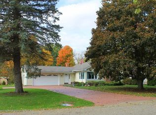 108 Kilkelly St, Eaton Rapids, MI 48827