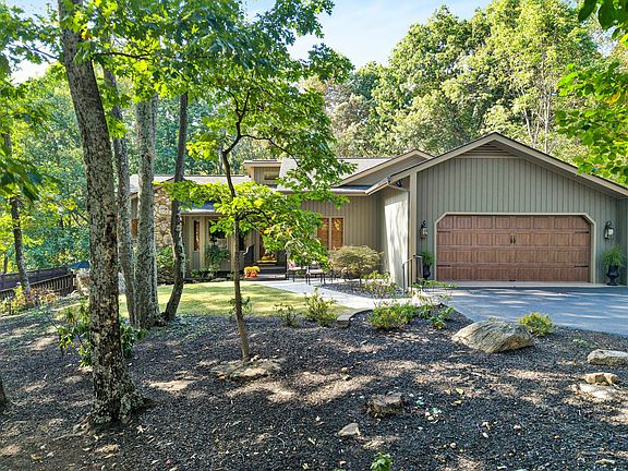 2nd image of 4196 Toddsbury Dr