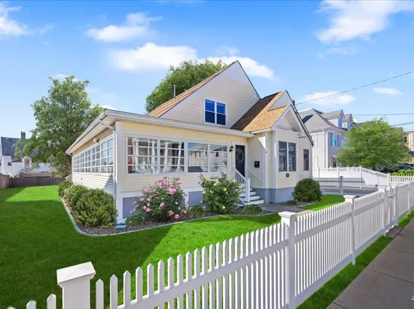 158 Winthrop St, Winthrop, MA 02152