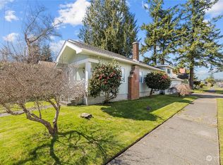 402 B St, Cosmopolis, WA 98537