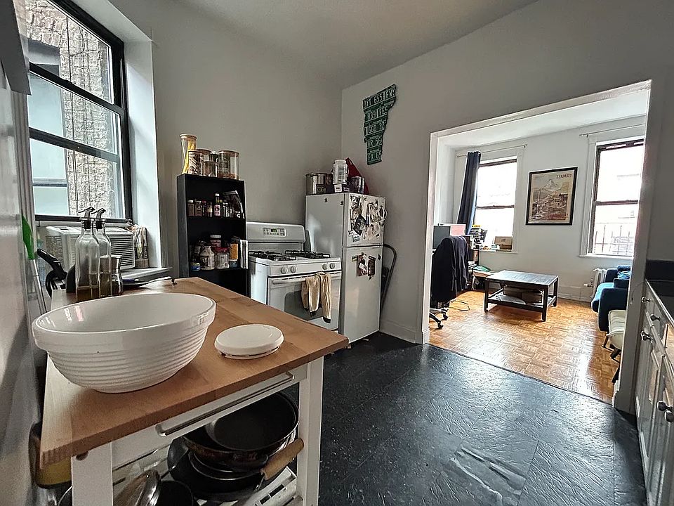 1st image of 106 Mac Dougal St #14