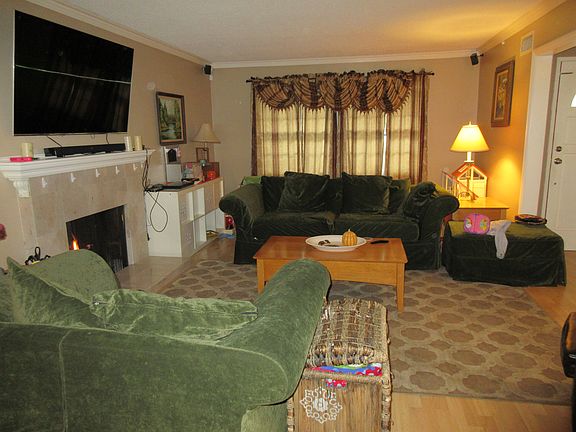 4th image of 7734 Capistrano Ave