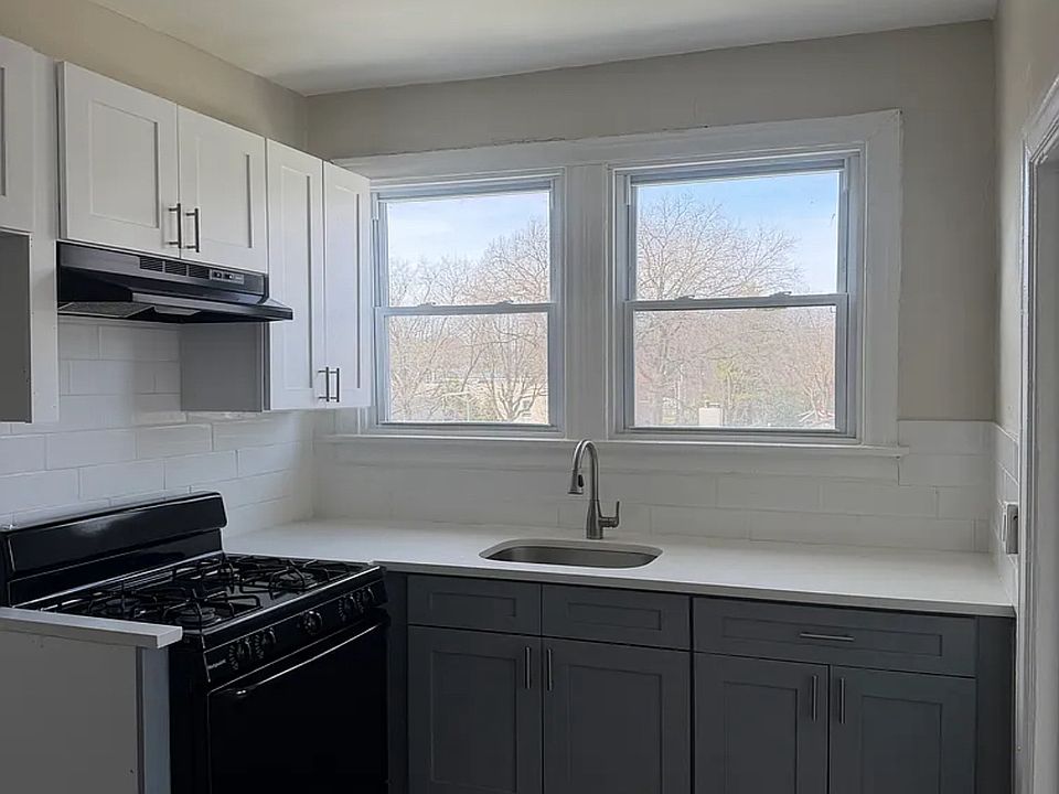 1st image of 191 1st St #A12