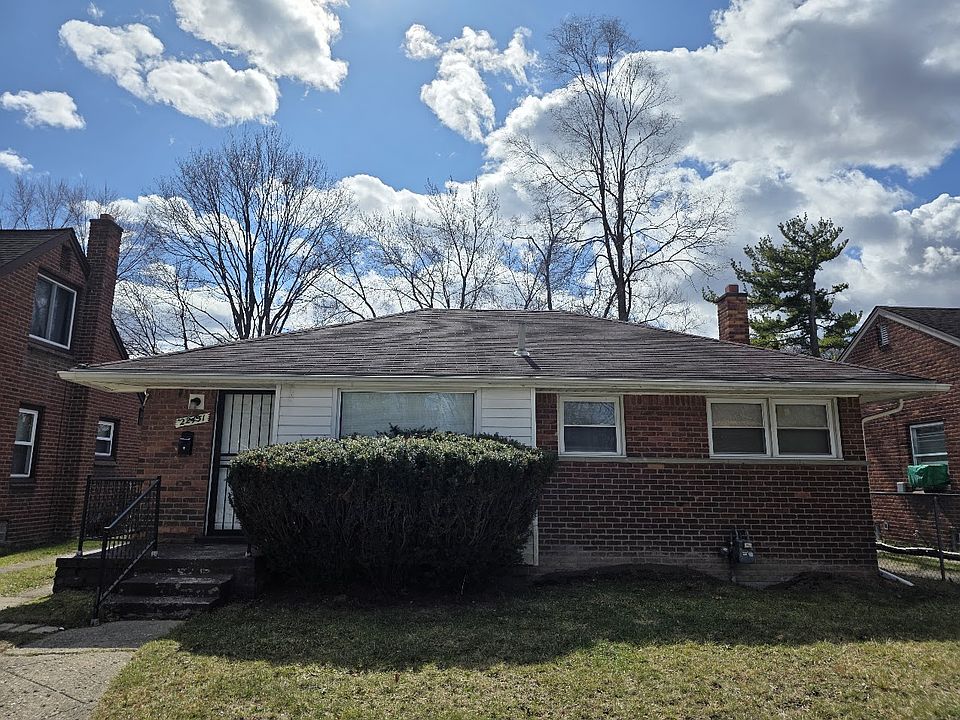 1st image of 22431 Lyndon St