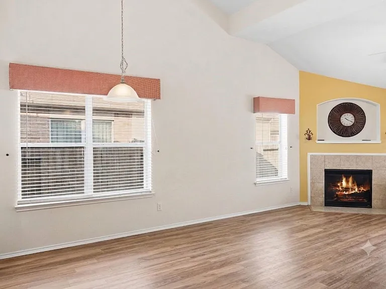 2712 Woodspring Acres Dr — Photo 10