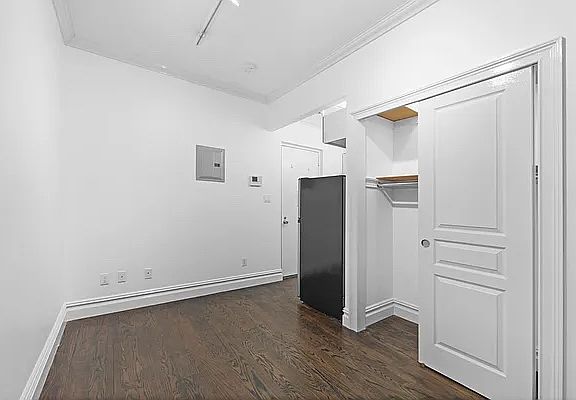 5th image of 12 5th Ave APT 22