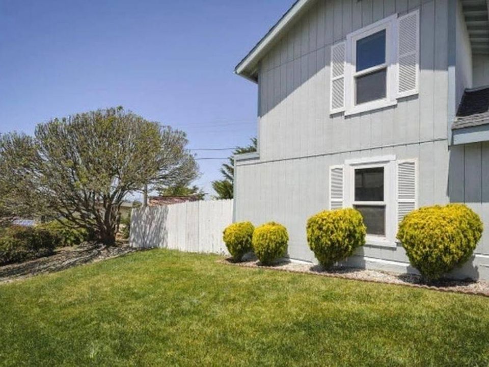 1st image of 270 Emaron Dr