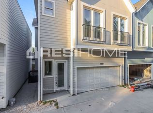 5722 Beall St #D, Houston, TX 77091