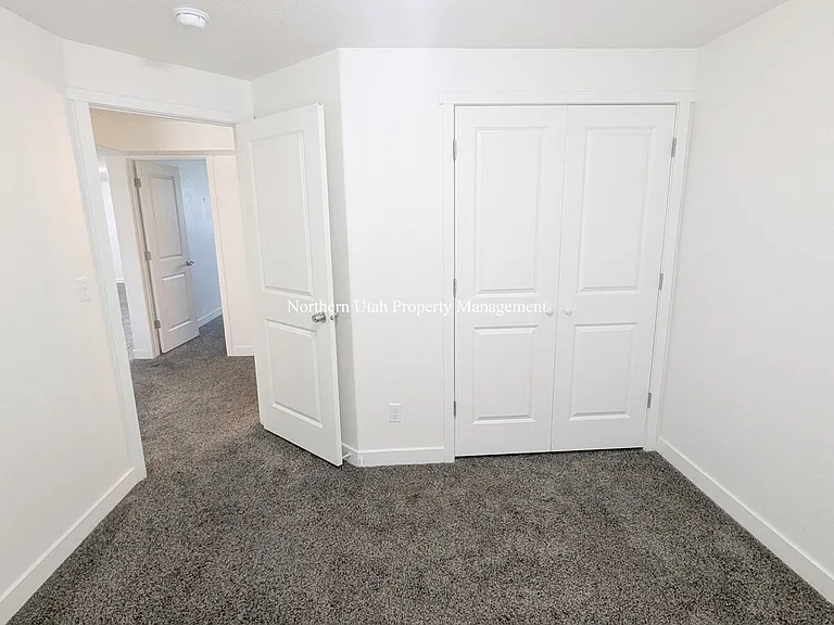 1290 N 200 W #1 — Photo 11