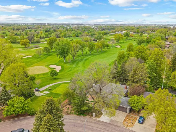 3030 W Donahue Dr, Sioux Falls, SD 57105