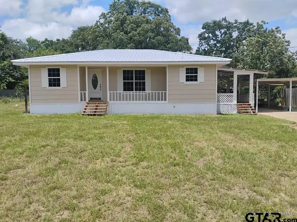 389 Wells St, Hawkins, TX 75765
