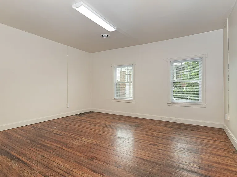19-23 W High St — Photo 25