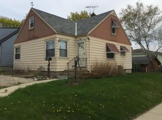 6229 W Arthur Ave, Milwaukee, WI 53219