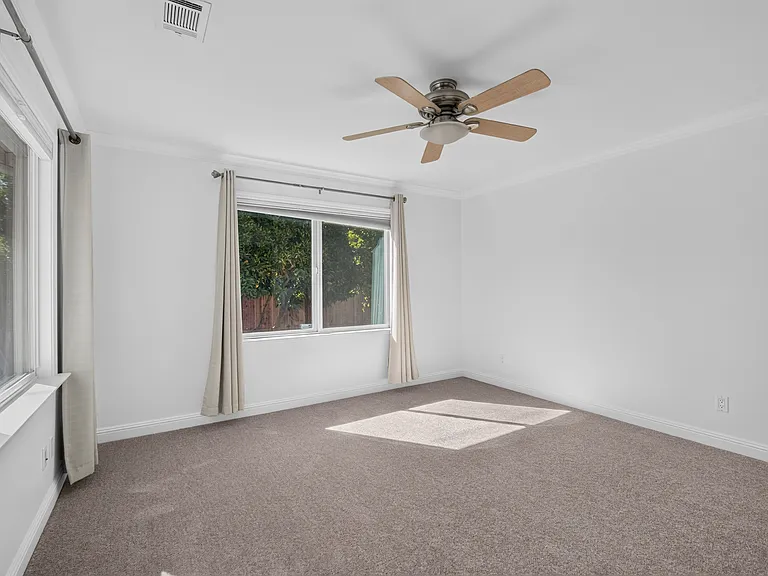 879 S Knickerbocker Dr — Photo 23