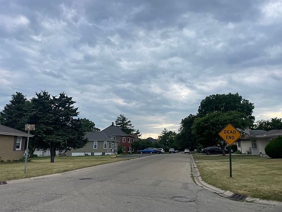 4th image of 934 Otis Ave