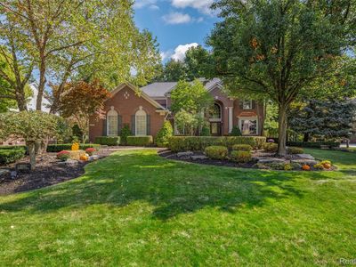 8542 Newbury Ct N, Canton, MI, 48187