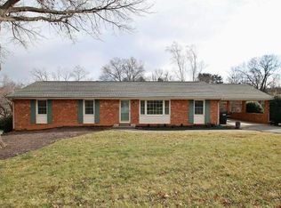 2834 Merino Dr, Roanoke, VA 24018