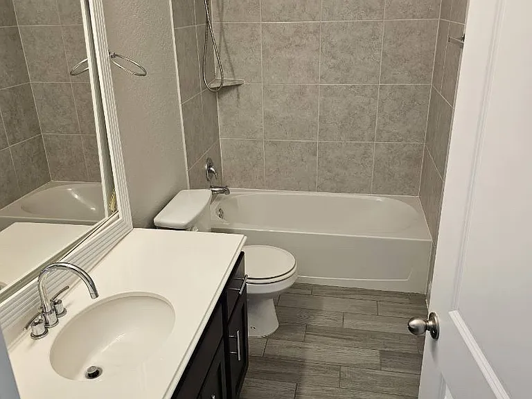 9511 Bricewood Oak — Photo 18
