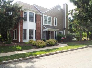 74 Laurelwood Ct, Rockaway, NJ 07866