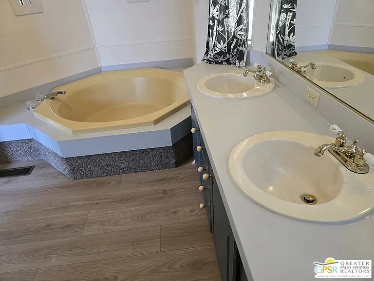 15300 Palm Dr #108 — Photo 10