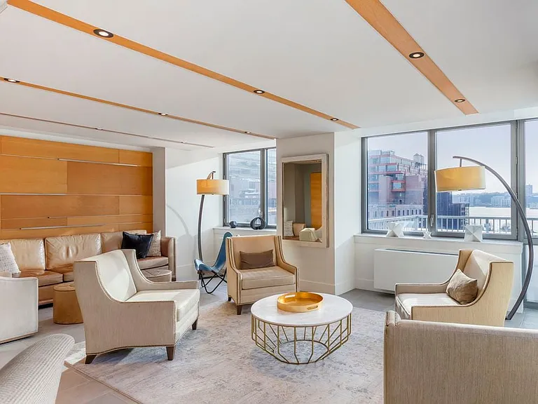 Resident lounge