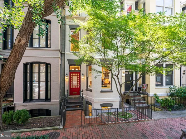 3040 Cambridge Pl NW, Washington, DC 20007