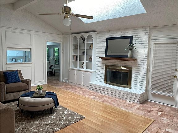 2nd image of 2219 Brookside Dr