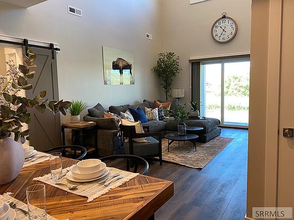 5th image of 187 Creekside Ln #16