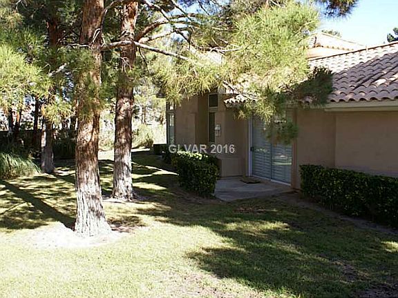 3rd image of 8531 Heather Downs Dr