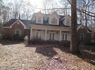 1222 E Flowers Rd, Terry, MS 39170