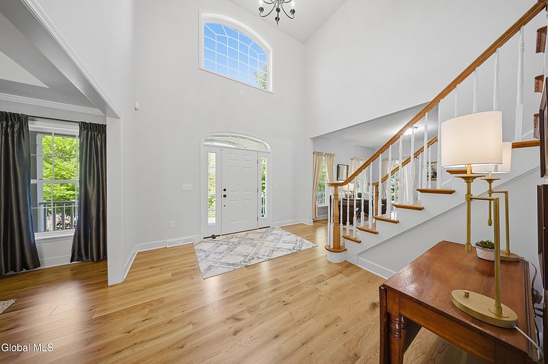 3rd image of 30 Walden Circle