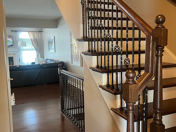 2nd image of 789 N Morrison Ave #789