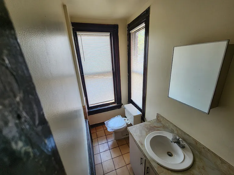 1225 Euclid St NW — Photo 18