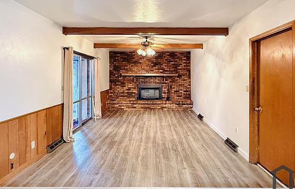 4th image of 12099 E Center Ave