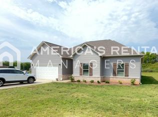 111 Keswick Dr, Eastaboga, AL 36260