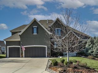 15528 England St, Overland Park, KS 66221