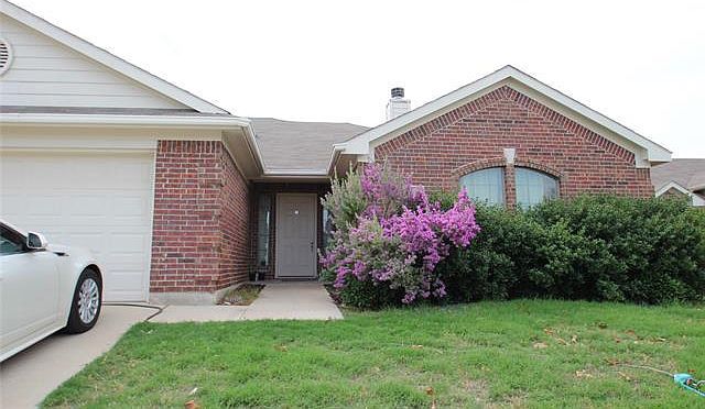 1st image of 1506 Grey Willow Ln