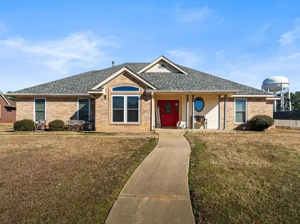 20 Pecos Pl, Wake Village, TX 75501