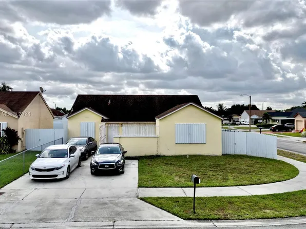 3252 NW 203rd Ln, Miami Gardens, FL 33056