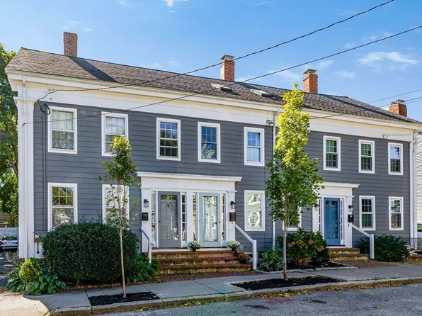31-35 Warren St Unit 2, Newburyport, MA 01950