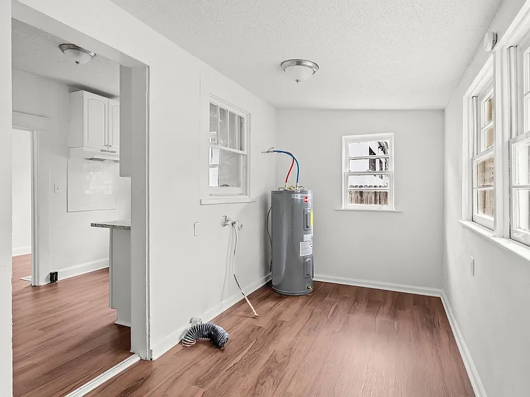 1609 Jefferson Ave S #W — Photo 15
