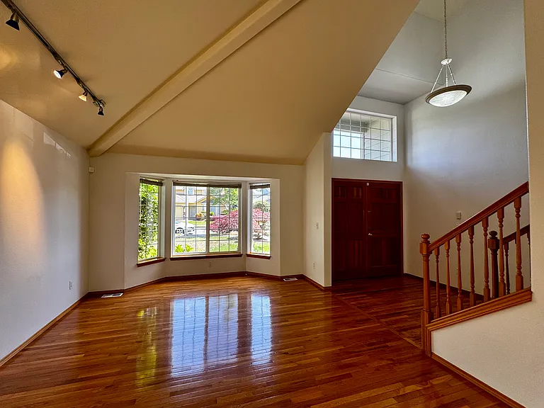 751 Bremerton Pl NE — Photo 6