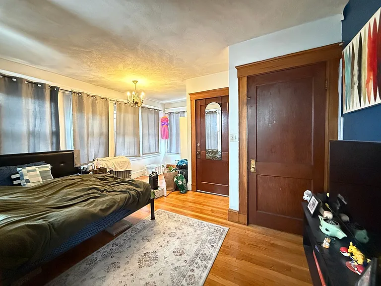 29 Washington Ave — Photo 6