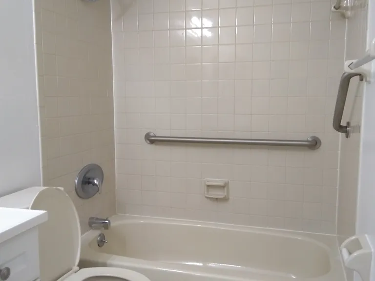 107 McNeela Dr #107 — Photo 9